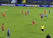부임 열흘만…40대 축구 감독, 경기중 '사망' 선수들 오열