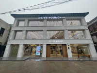 전통 입고 더 힙해졌다…북촌·서촌 K헤리티지 상권 부상