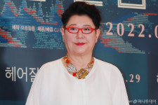 양희은, 각막이식 수술 받았다…눈 상태 묻자 