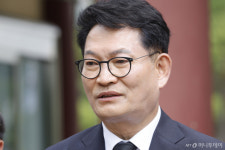 정청래 사퇴 임박 속 김민석·송영길 출국…이번주 與 당권 레이스 분수령