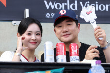 48세 배성재, 올해 아빠 된다…'14살 연하' 김다영 임신설 맞았네