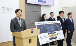 4천억 체납 선박왕 권혁, 15년만에 완납 약속…국세청 특별TF가 '해냈다'