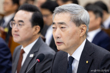 신현송 