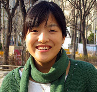 `서울역 목도리녀`는 대학생 김지은씨