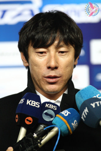 성남 신태용 감독, 