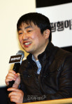 [포토] 영화 `평행이론`의 권호영 감독, 편한 마음으로 보세요