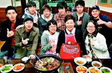 한달 30만원씩 곗돈모아 고려대에 1억 기부