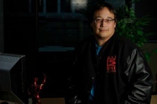 `파이어폴` 개발사 `레드5스튜디오`,  웹젠과 계약하고도 한국지사 세운 이유?