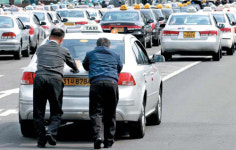 휘발유 ℓ당 2300원! 시동걸기 겁나네