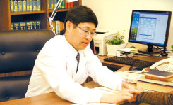 [한방명의] `자연치유력으로 癌 정복` 한방치료 주목