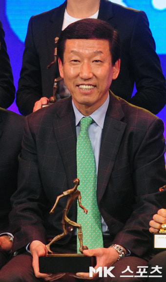 조광래 감독 사퇴부터 최강희 감독 내정까지