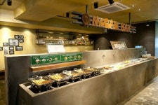 토니안 프랜차이즈 `스쿨스토어`, 설동안 모닥바 샐러드 무료