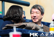 [mk포토] 정운찬 전 총리, `즐거운 야구장 나들이`