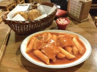 점심 한 끼도 로맨스다