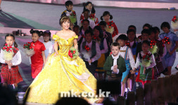 [포토] `2012 여수엑스포`, `조수미, 화동들과 함께`