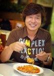 스파게티전문점 맛을 집에서도! 꽃중년 선우재덕 `바로크면` 스파게티 선보여