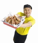 강호동 복귀에 술렁, `678치킨` 하루 1.5개씩 매장 오픈