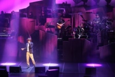 김동률 공연 더 자주 하겠다는 약속‥전회 `매진`