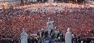 싸이 ‘강남스타일’ 열기, 伊 로마서 ‘3만명 플래시몹’