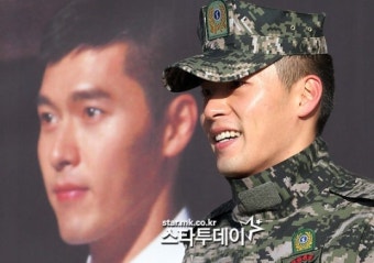 [포토] 현빈, `해병대 예비역의 미소`