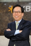 최기의 KB국민카드 사장 대형 가맹점, 소비자 볼모로 수수료 논쟁하지 말아야