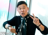 [인터뷰]홍록기 “아내 덕인지, 모든 게 잘 되네요”