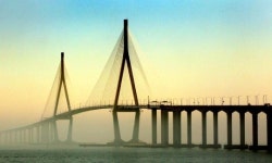 [포토] 인천대교, 황사로 `자욱`