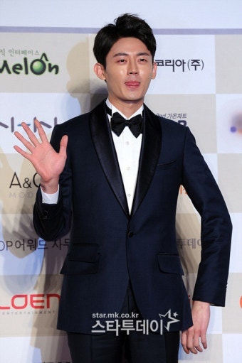 ‘라디오스타’ 신예 이지훈, “김혜수 덕에 키 컸다”