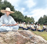 [Travel & Leisure] 템플스테이…세상서 로그오프, 힐링에 로그인