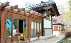 [Tour holic] 꿈속에서나 가본듯한 상상초월 `이색 도서관` 여행