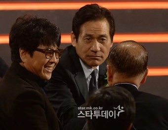 [포토]조용필-안성기, 영화·가요계 거장의 만남!