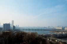 [서울 낭만의 길]그리운 이름 하나 더듬으며 걷다…흑석동 효사길