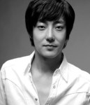경찰 “듀크 김지훈 시신 검안 中…사인 확답 일러”