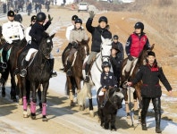 ‘레저승마의 꽃’ 외승을 무료로..화성 둘레길 코스, 전국 최초로 일반인에 오픈