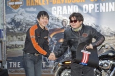 젊은 할리데이비슨의 선봉장, 일산점 개장