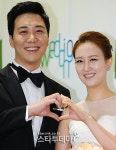 장윤정 득남, “3.5kg 사내아이 순산…남편 도경완 아나운서 기뻐해”