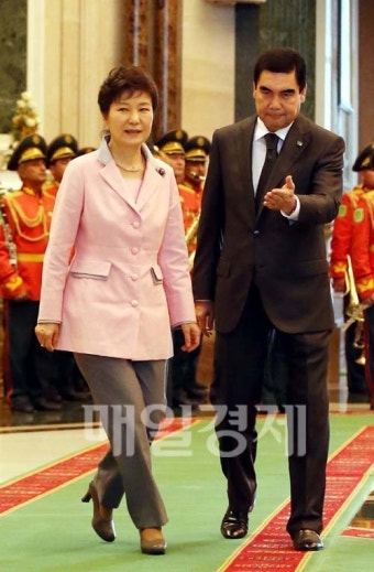 박근혜 대통령, 투르크메니스탄 구르반굴리 베르디무하메도프 대통령과 정상회담