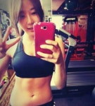 ‘손호영 열애설’ 가수 아미, 얼굴뿐 아니라 몸매도 ‘섹시’