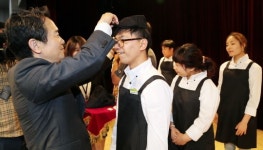 바리스타된 남경필 지사, 발달장애청년 취업 디딤돌 놓아 대표 이미지