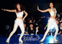 [포토] 하라-영지, 댄스 호흡도 척척!