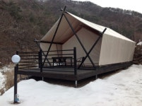 심산유곡 (深山幽谷)에서 글램핑(glamping)을 만나다.