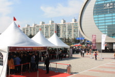 용인역세권 ‘힐스테이트 기흥’ 주말 내내 인파 몰려