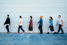 [앨범] 런 리버 노스 Drinking From A Salt Pond…‘염전 들이키기’  처럼  무모한 도전