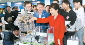 [창조경제혁신센터] 창조경제 메카…스타트업 1050社 꽃 피웠다