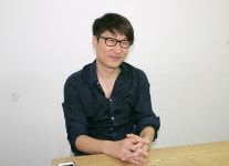 글로벌 스테디셀러 노린다 ‘킹덤오브워’… 신성일 플레이어스 대표