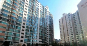 편리한 교통과 쾌적한 환경, `무악현대아파트`