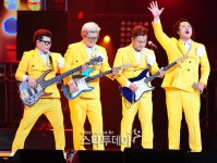 [포토] 장미여관, 파워FM 콘서트 신나게!