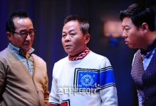 [포토] `아재파탈` 연극 `우리의 여자들`