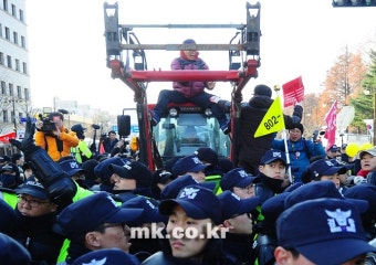 [포토] 국회앞까지 트랙터