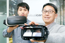 `아이트래킹` 비주얼캠프, 구글이 탐낸 기술…눈동자로 VR 작동